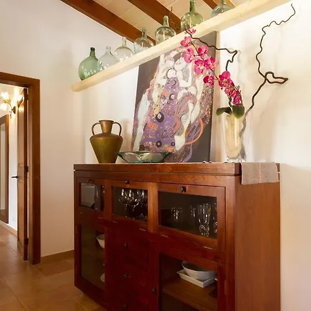 Angeles Villa *